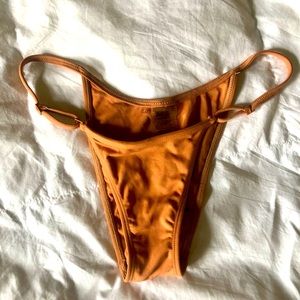 Bikini Bottoms Size Medium NWT
